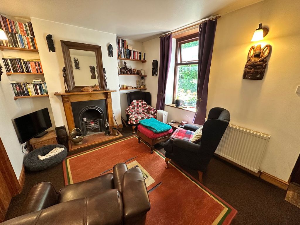 Property photo 3 of 15