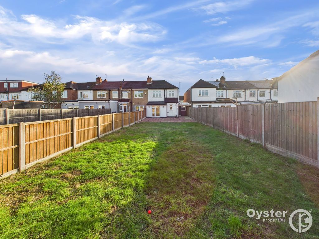 Property photo 1 of 15 Private Garden