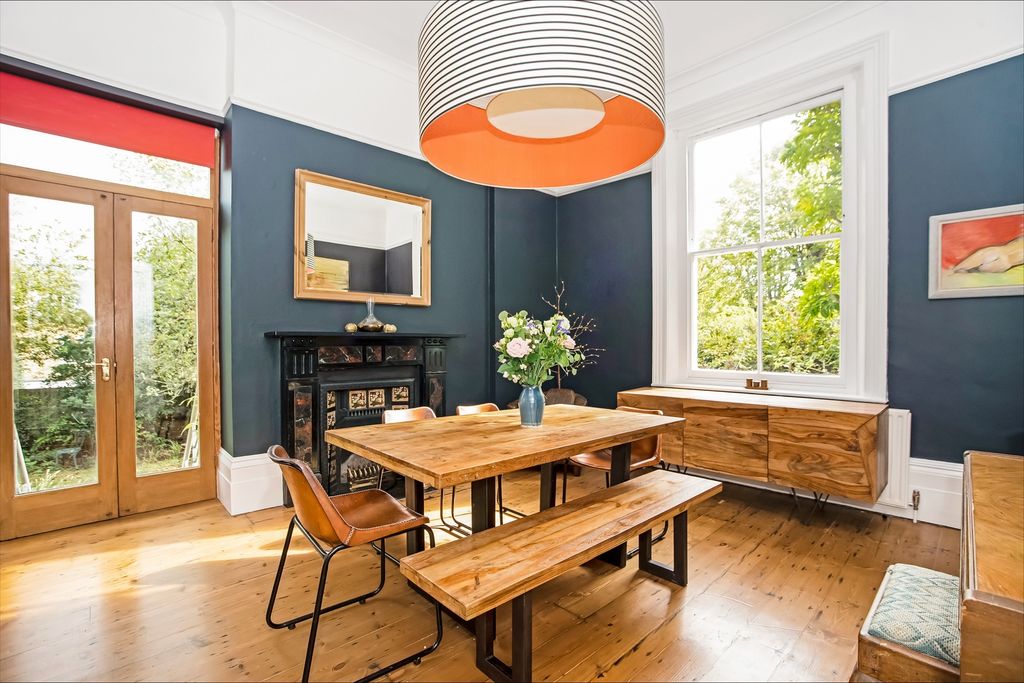 Property photo 3 of 12 Image