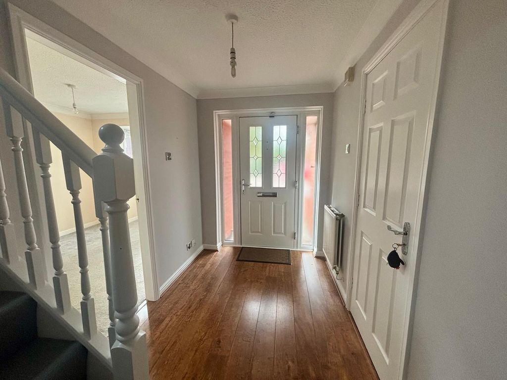 Property photo 2 of 34 Gallery
