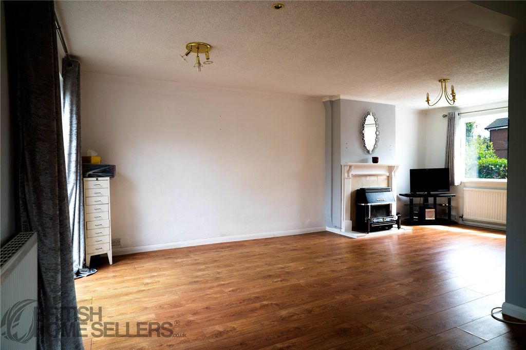 Property photo 3 of 21 Picture No. 10