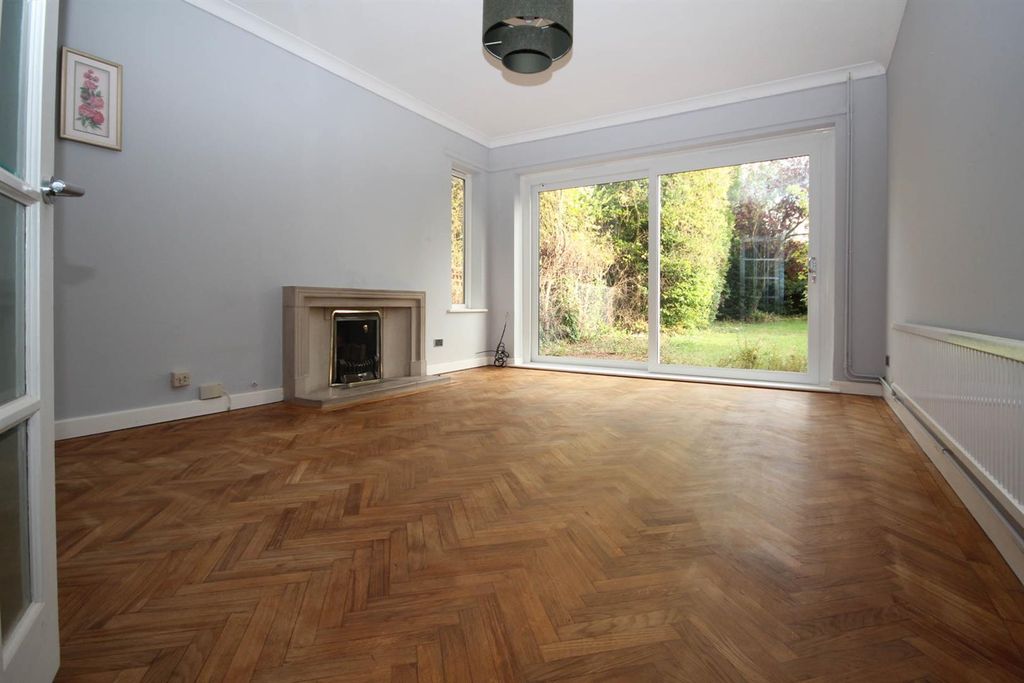 Property photo 3 of 22 New Sitting Room.Jpg