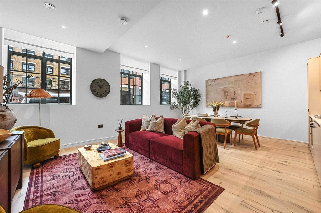 Property photo 1 of 29 Reception