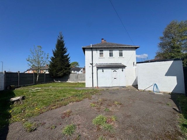 Property photo 2 of 12