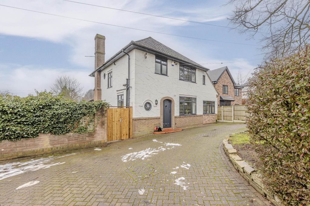 Property photo 1 of 27