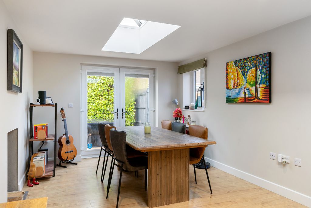 Property photo 3 of 20