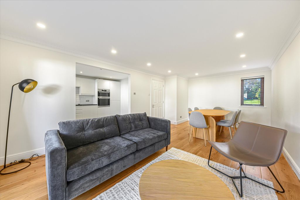 Property photo 1 of 19 Image