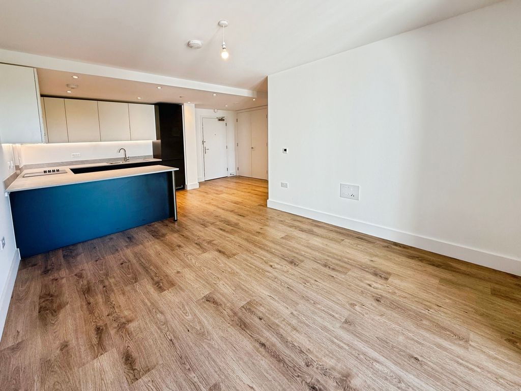 Property photo 1 of 6 Image