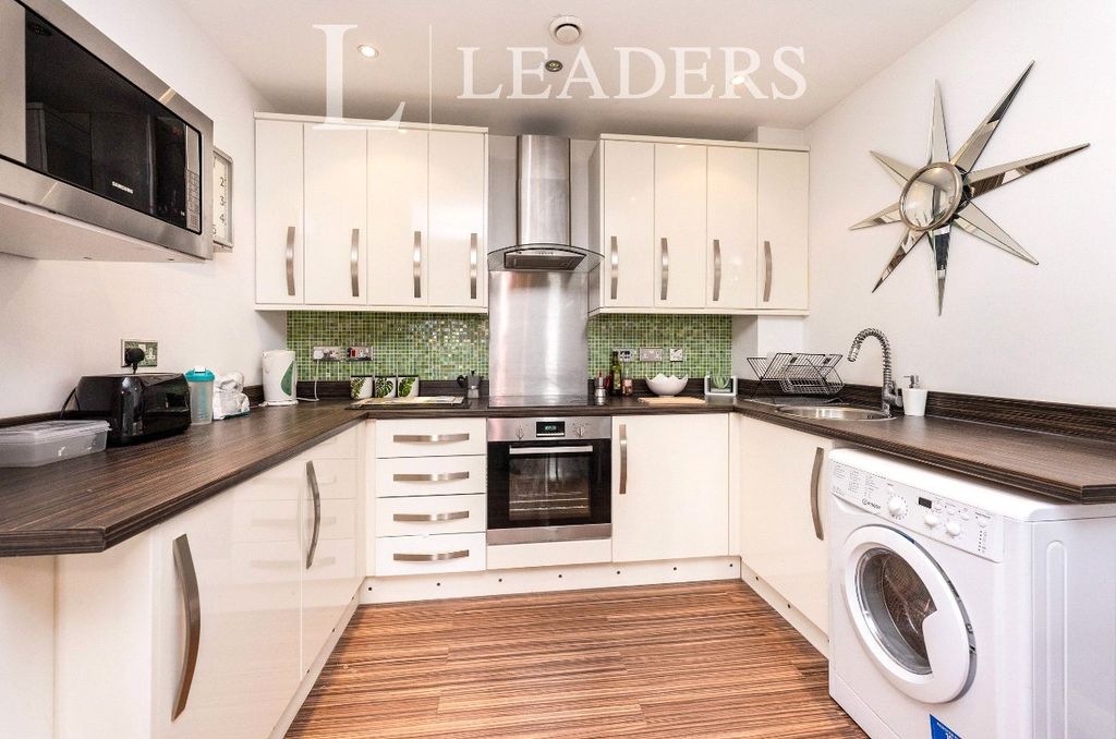 Property photo 3 of 8 Picture No. 08