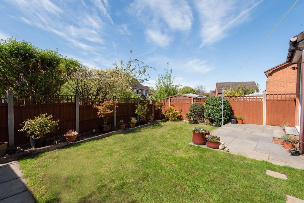 Property photo 3 of 17