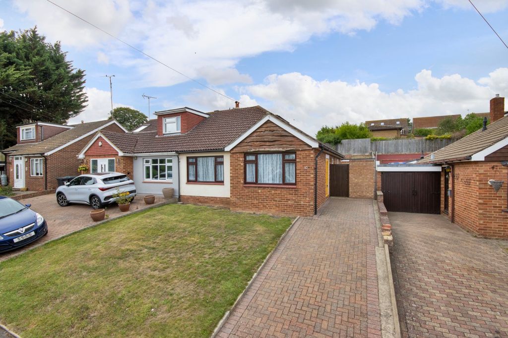Property photo 1 of 15 External