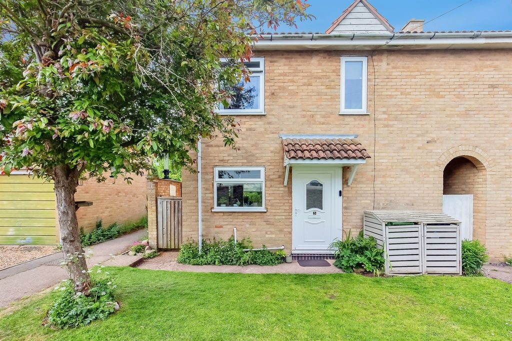 Property photo 2 of 13