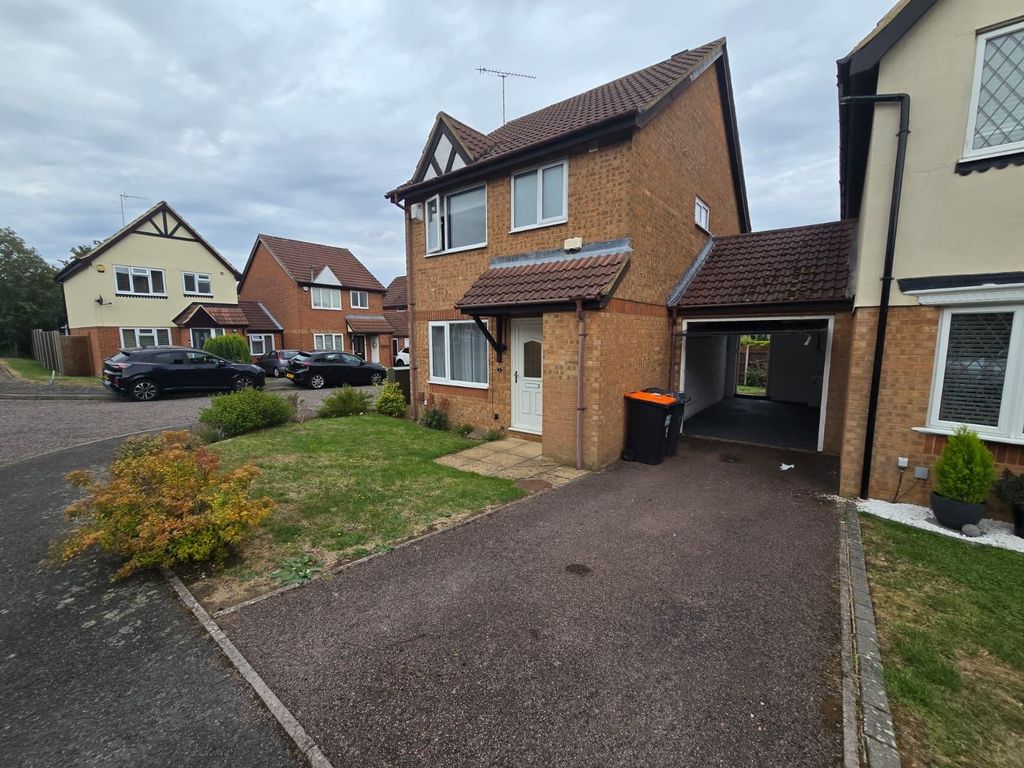 Property photo 2 of 13