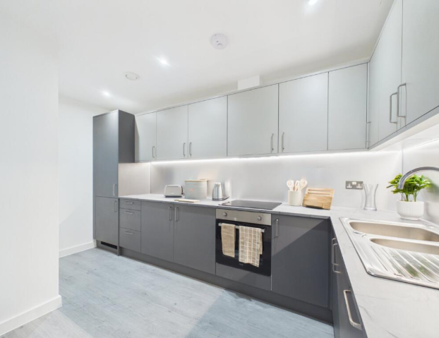 Property photo 3 of 5 Kitchen