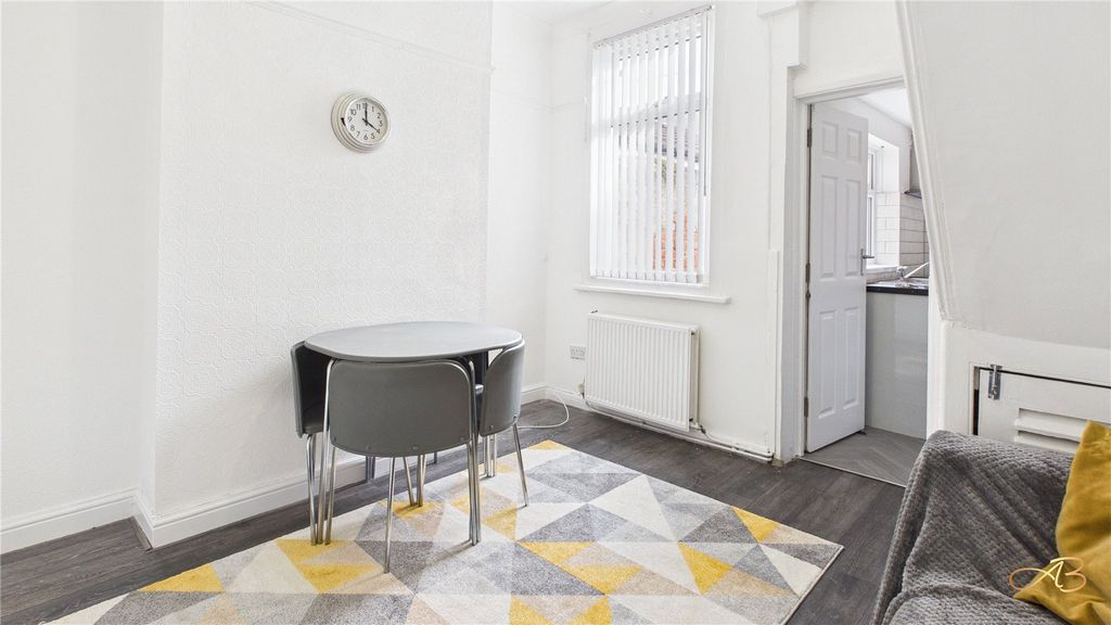 Property photo 2 of 10 Picture No. 02