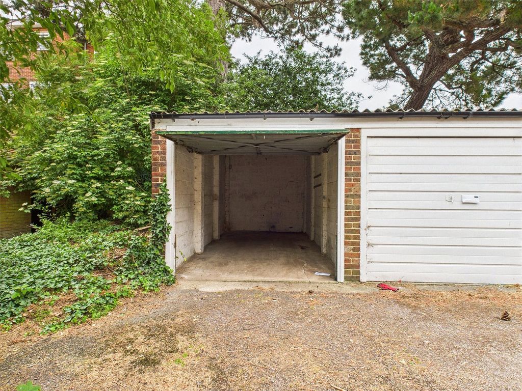 Property photo 2 of 3 Garage