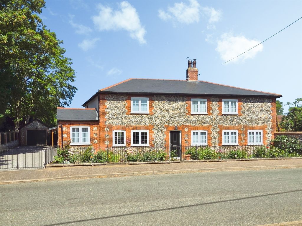 Property photo 1 of 33