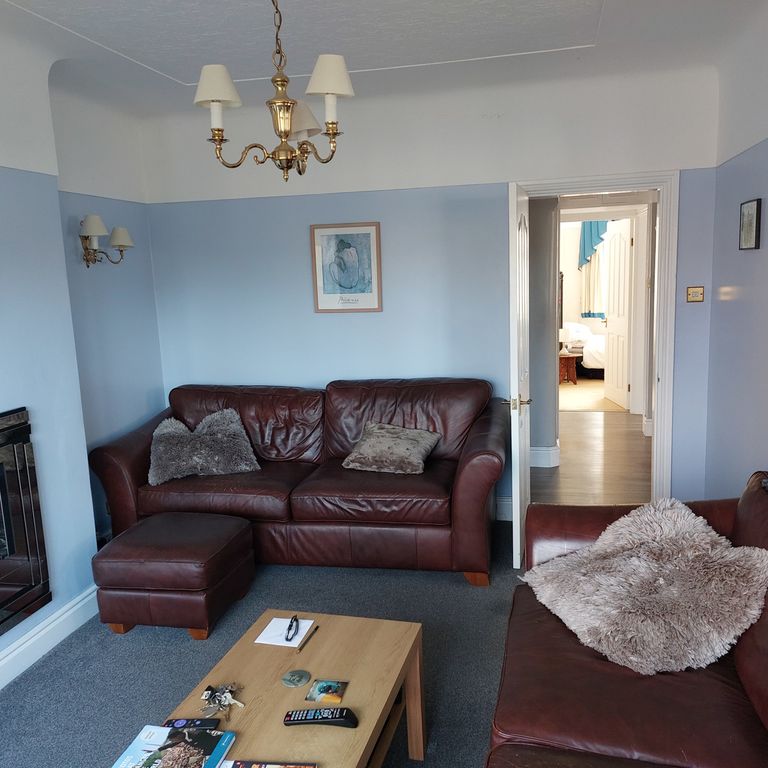 Property photo 3 of 11 Lounge Dining Room