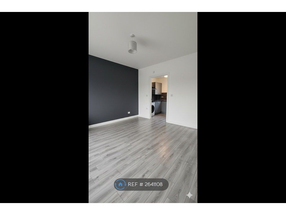 Property photo 1 of 2