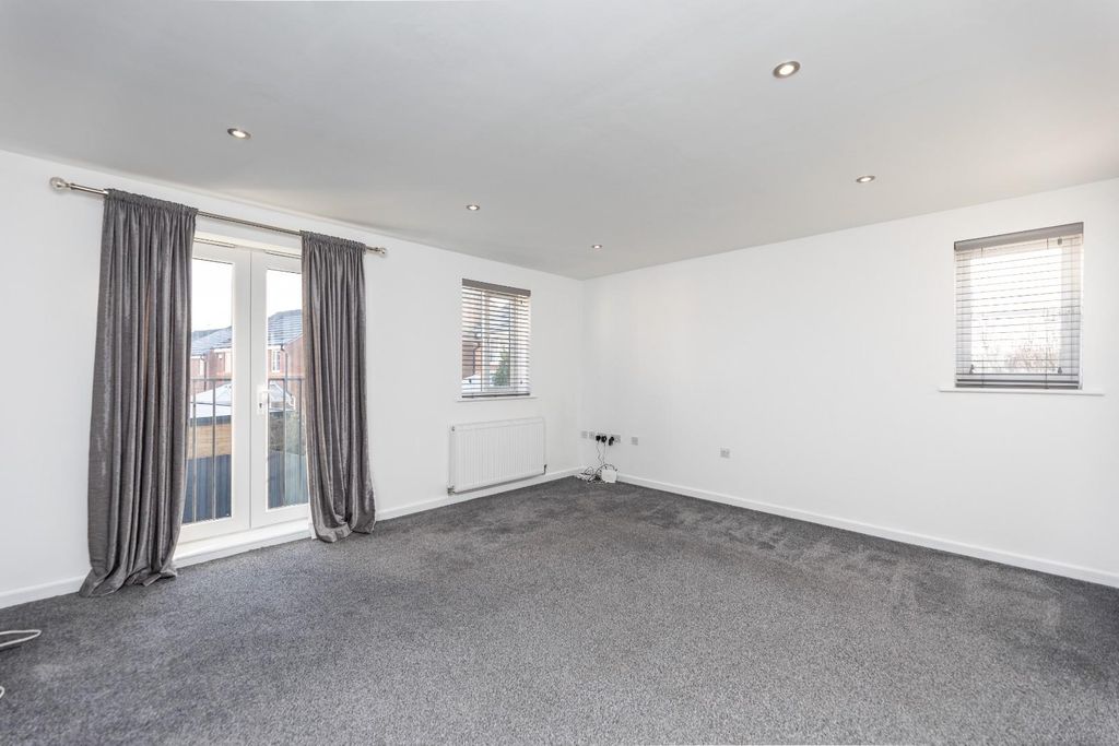 Property photo 3 of 20 5C5A0795.Jpg