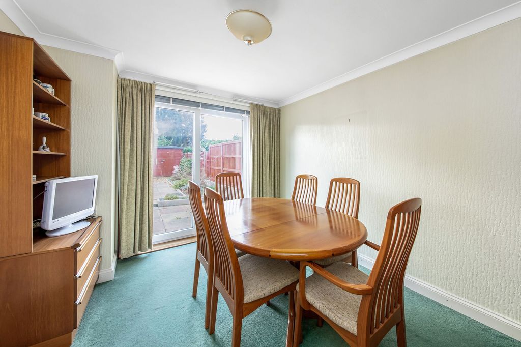 Property photo 3 of 29