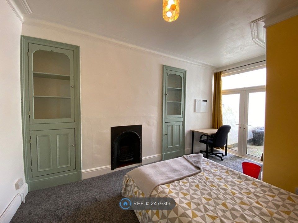 Property photo 2 of 20 Room 2 (Double)