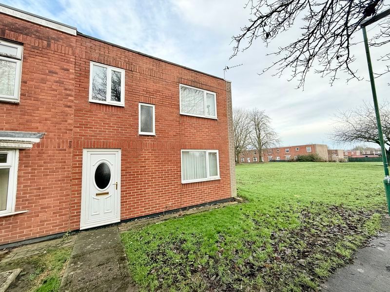 Property photo 1 of 8 Photo 6