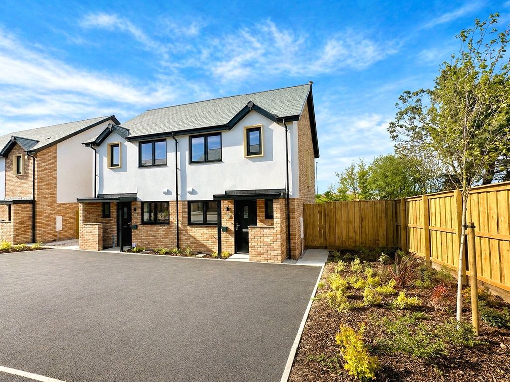 Property photo 1 of 13 1 - Picture No. 18