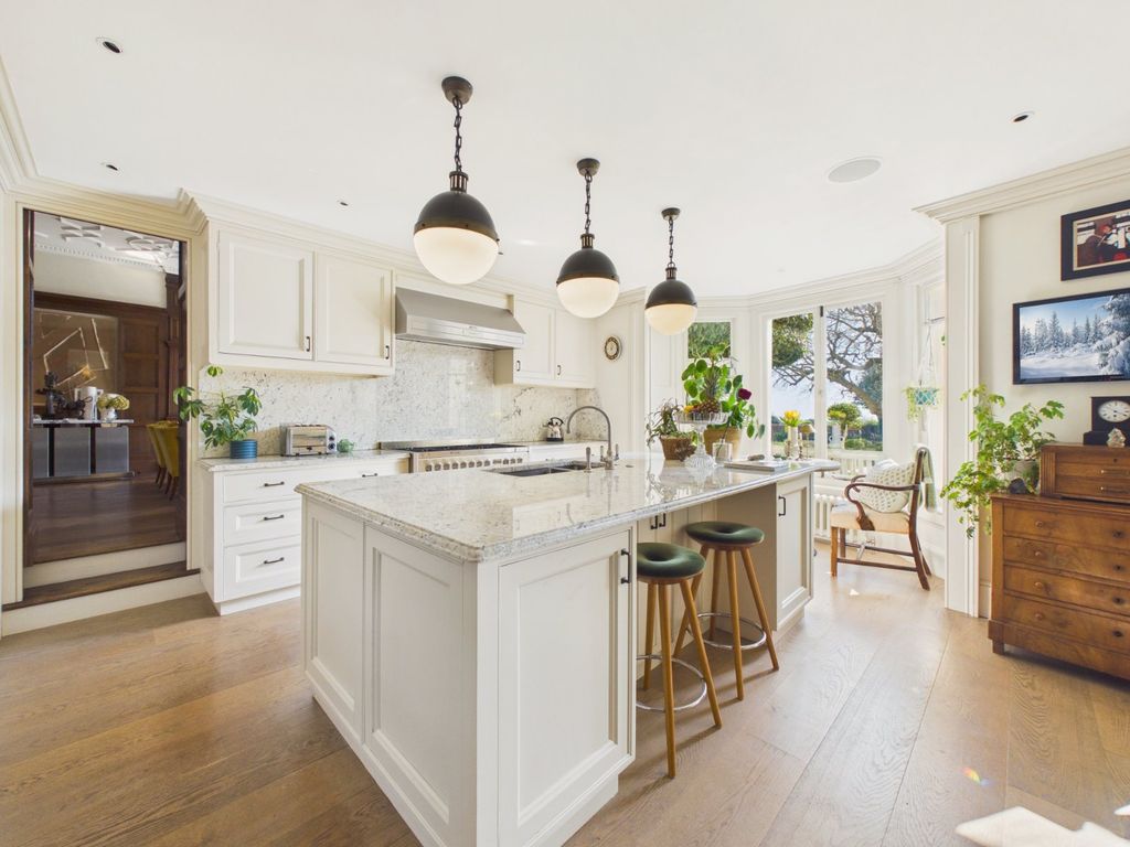 Property photo 2 of 38 Kitchen