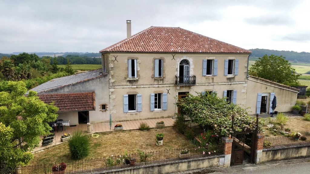 Property photo 1 of 16