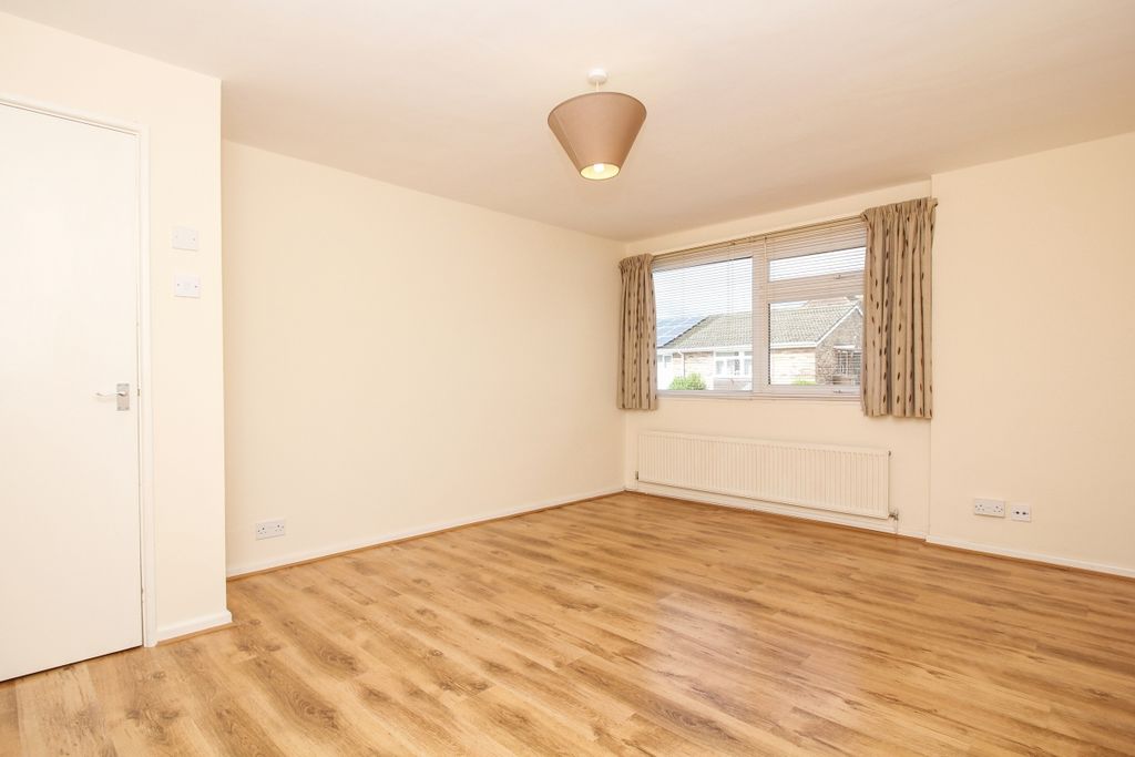 Property photo 2 of 8 20010
