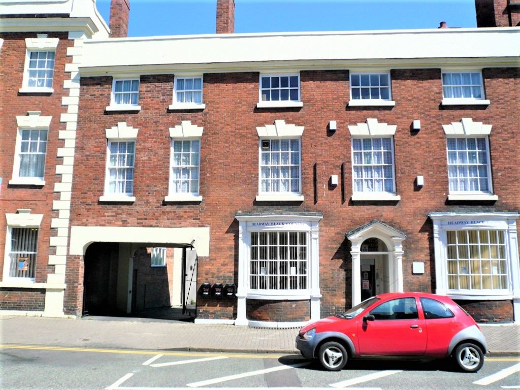 Property photo 1 of 5