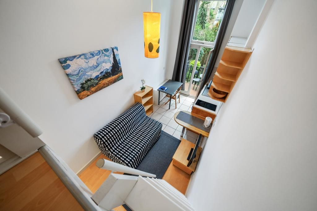 Property photo 3 of 7 Gallery