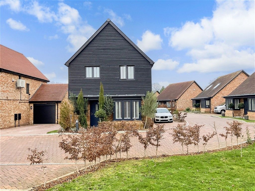 Property photo 1 of 12 Front