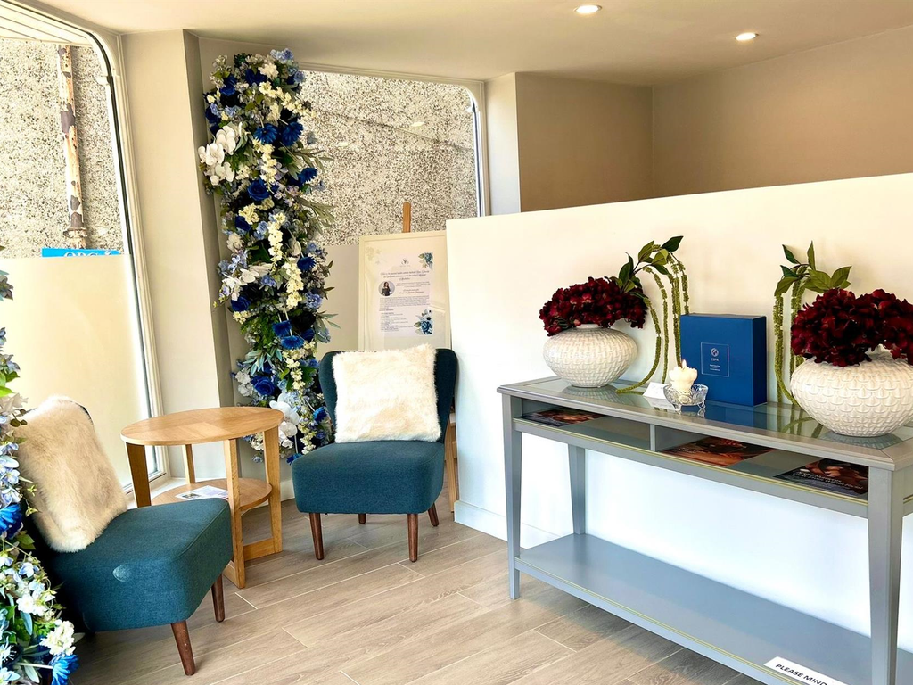 Property photo 3 of 7 Photo 2