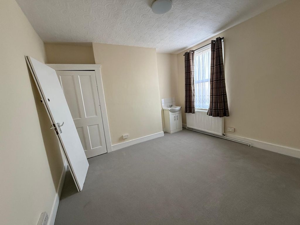 Property photo 2 of 12 Gallery