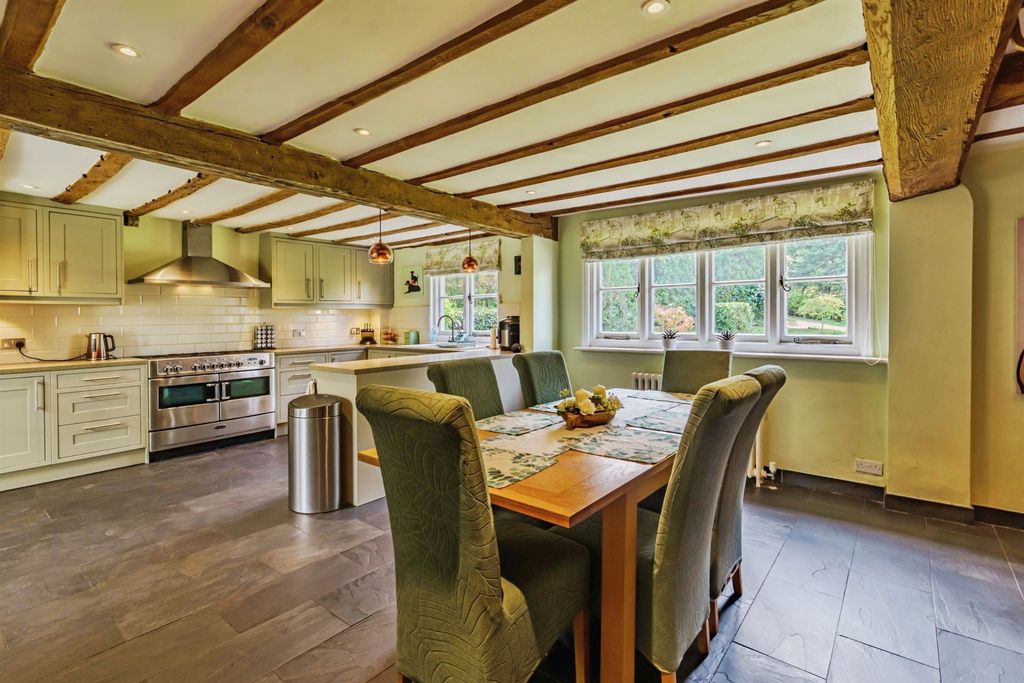 Property photo 3 of 16 Kitchen/Diner