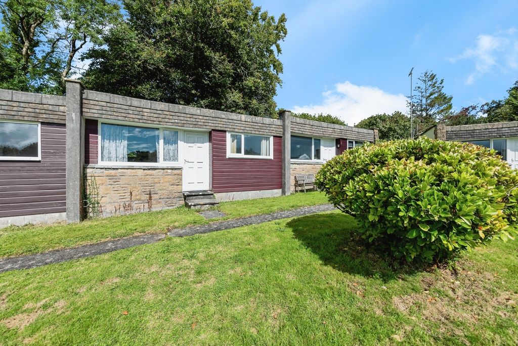 Property photo 1 of 10 Photo