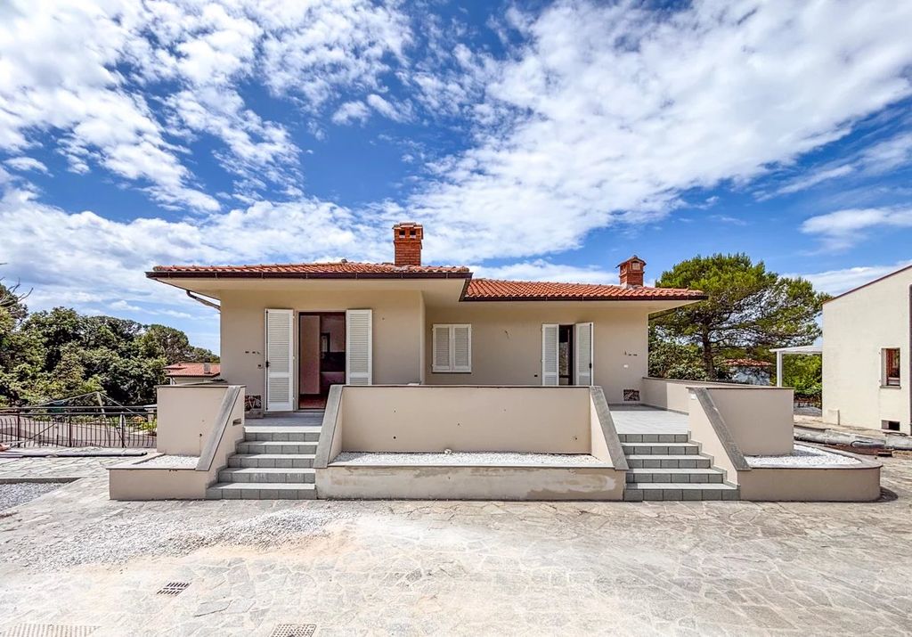 Property photo 2 of 25