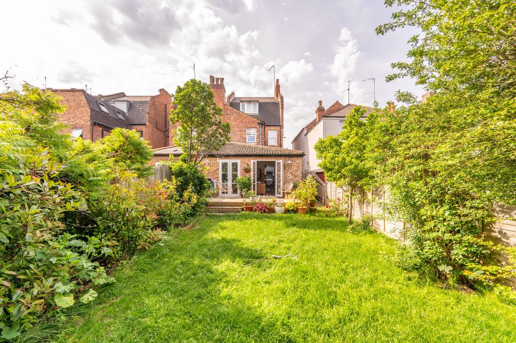 Property photo 1 of 15