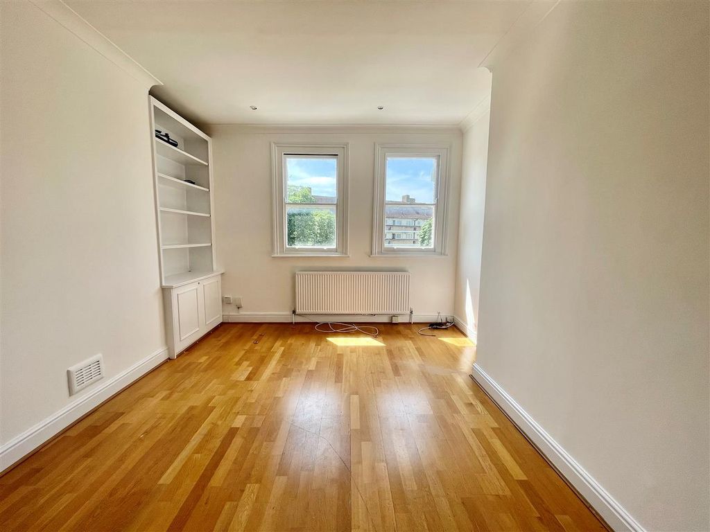 Property photo 1 of 16 Main Picture
