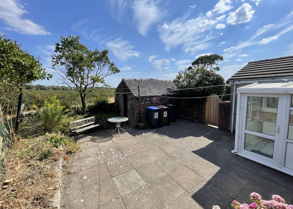 Property photo 2 of 30 Rear Garden