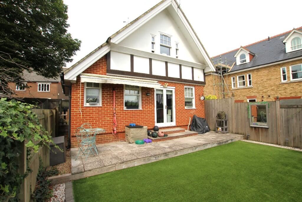 Property photo 1 of 20