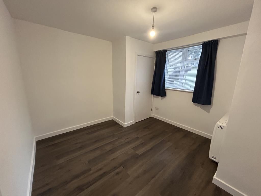 Property photo 3 of 6 2