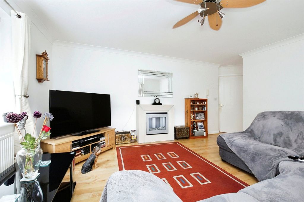 Property photo 3 of 10 Picture No. 01