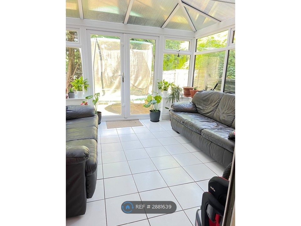 Property photo 1 of 35