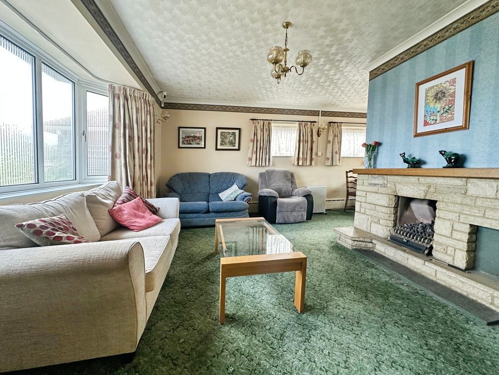 Property photo 3 of 24