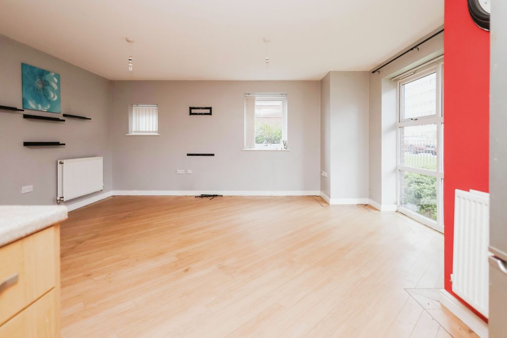 Property photo 3 of 17 Photography