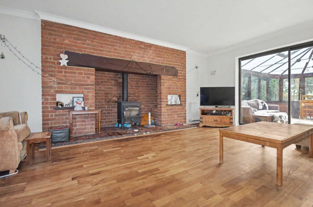 Property photo 3 of 13 3