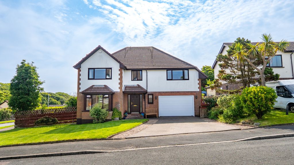 Property photo 1 of 36